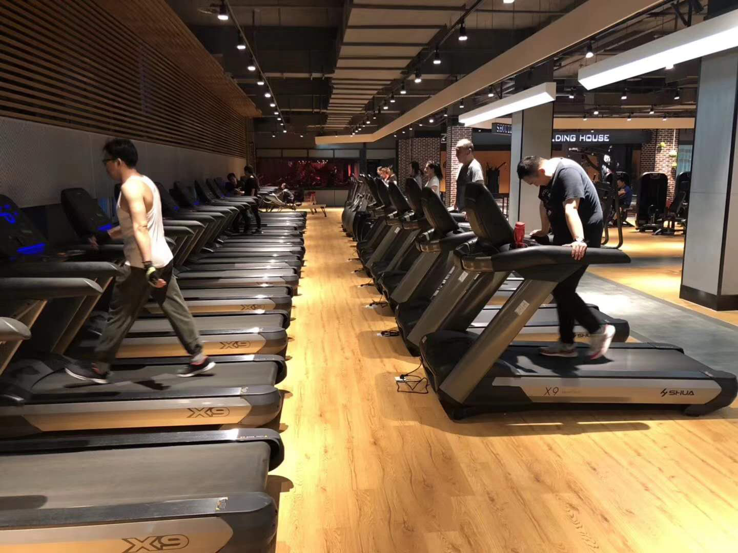 KS娱乐官网智能健身器材